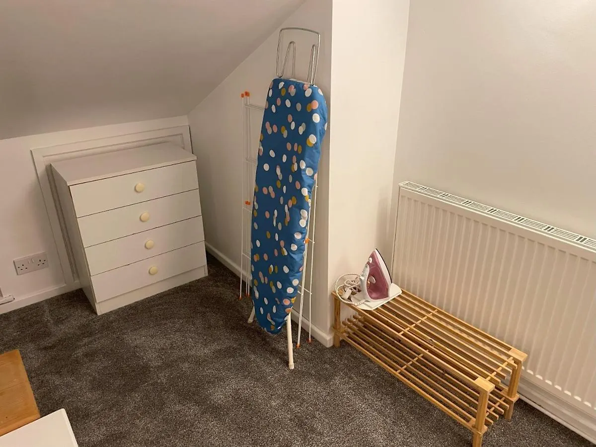 2 Bed 1St Floor Flat Near Centre Apartment Nottingham